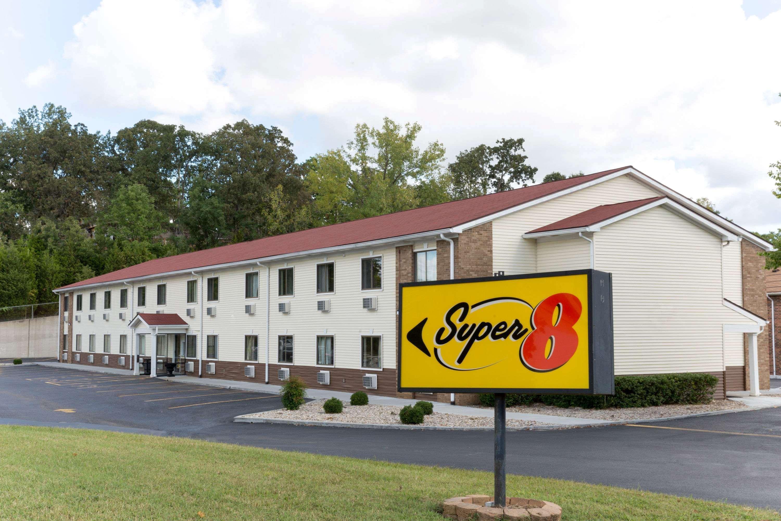 Hotel Super 8 By Wyndham Radcliff Ft. Knox Area Exteriér fotografie